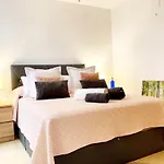 La Del Centro